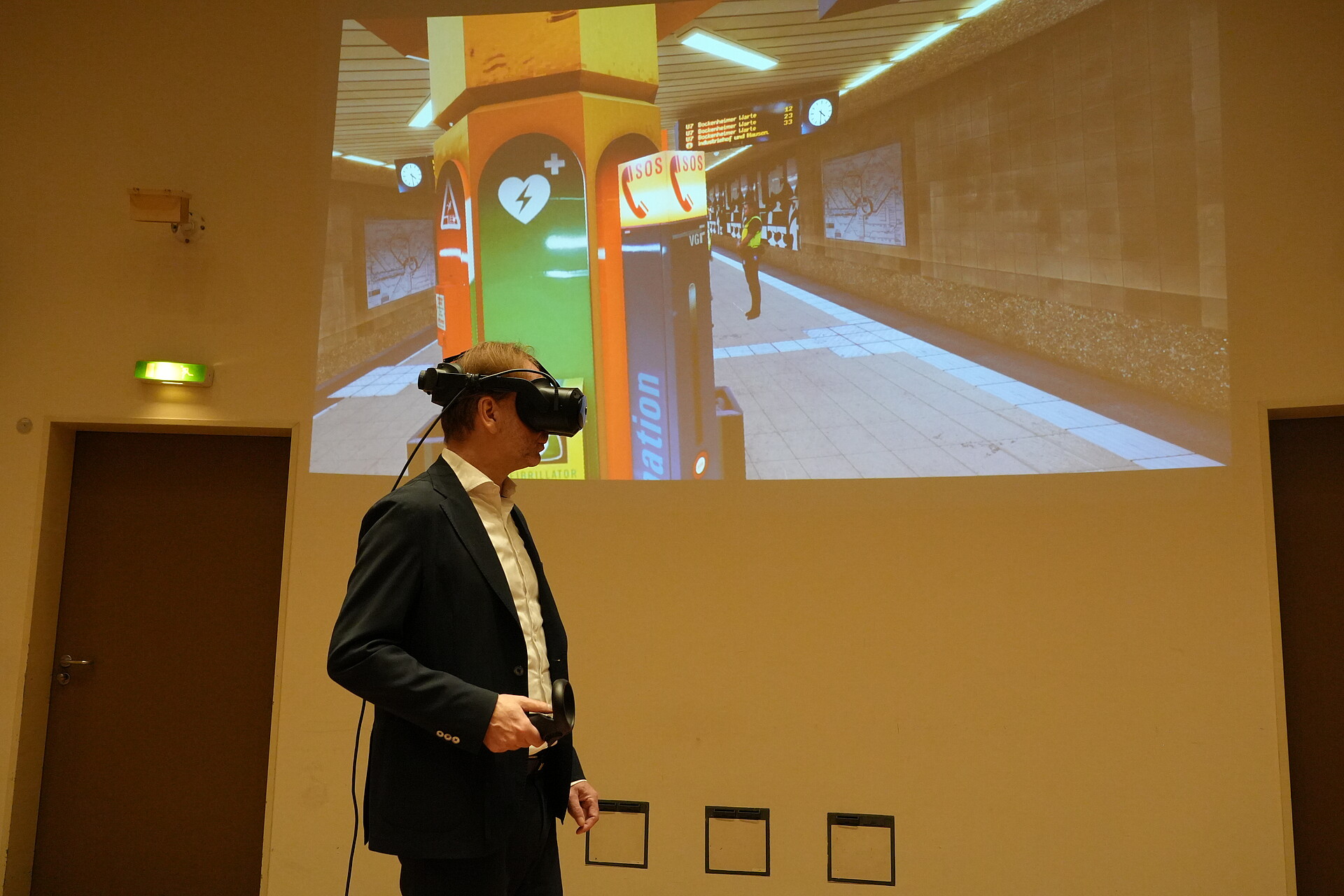 6_PK_VR-Brille_14.11.2025