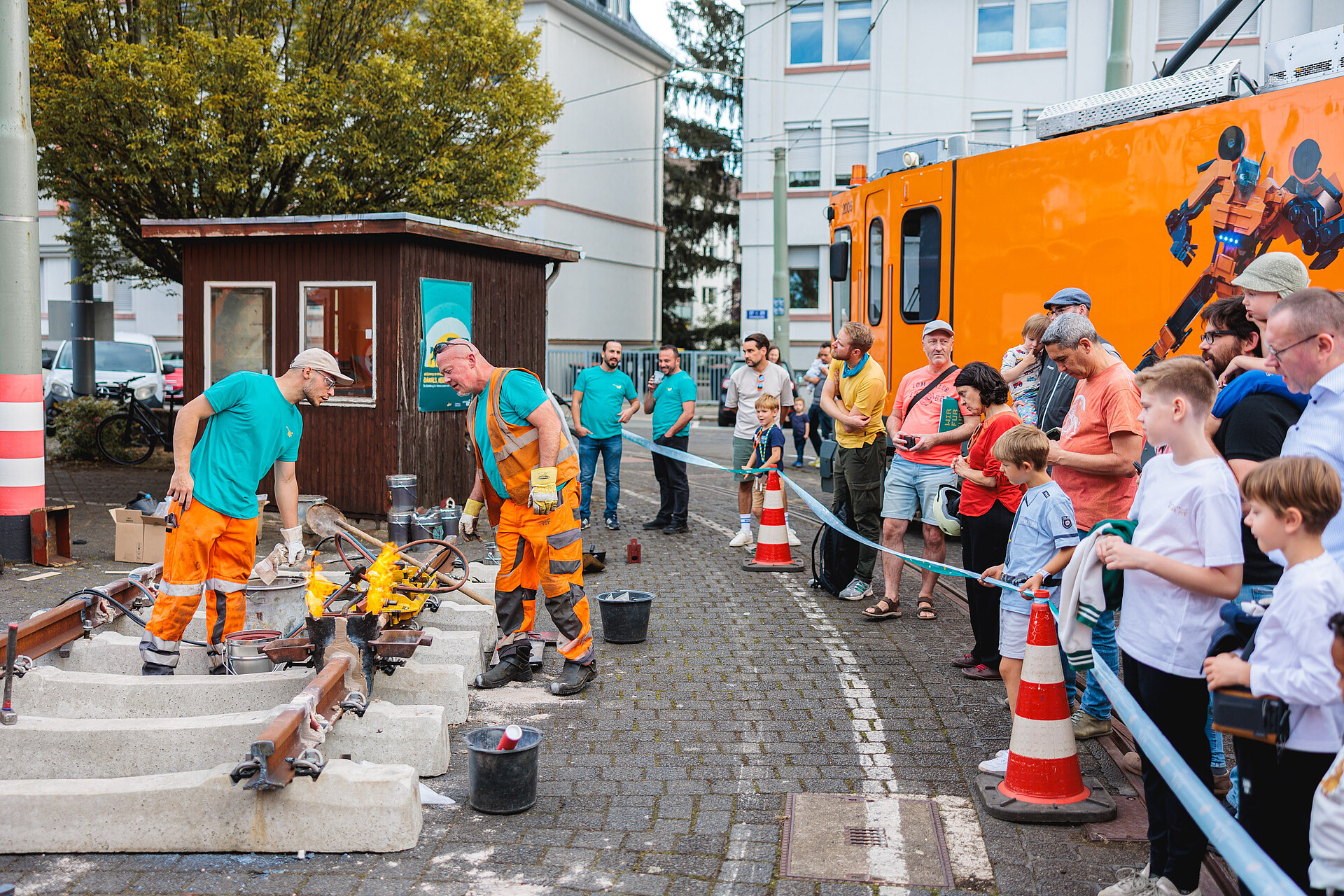 Vorführung von Gleisarbeiten auf der 30 Jahre VGF-Feier